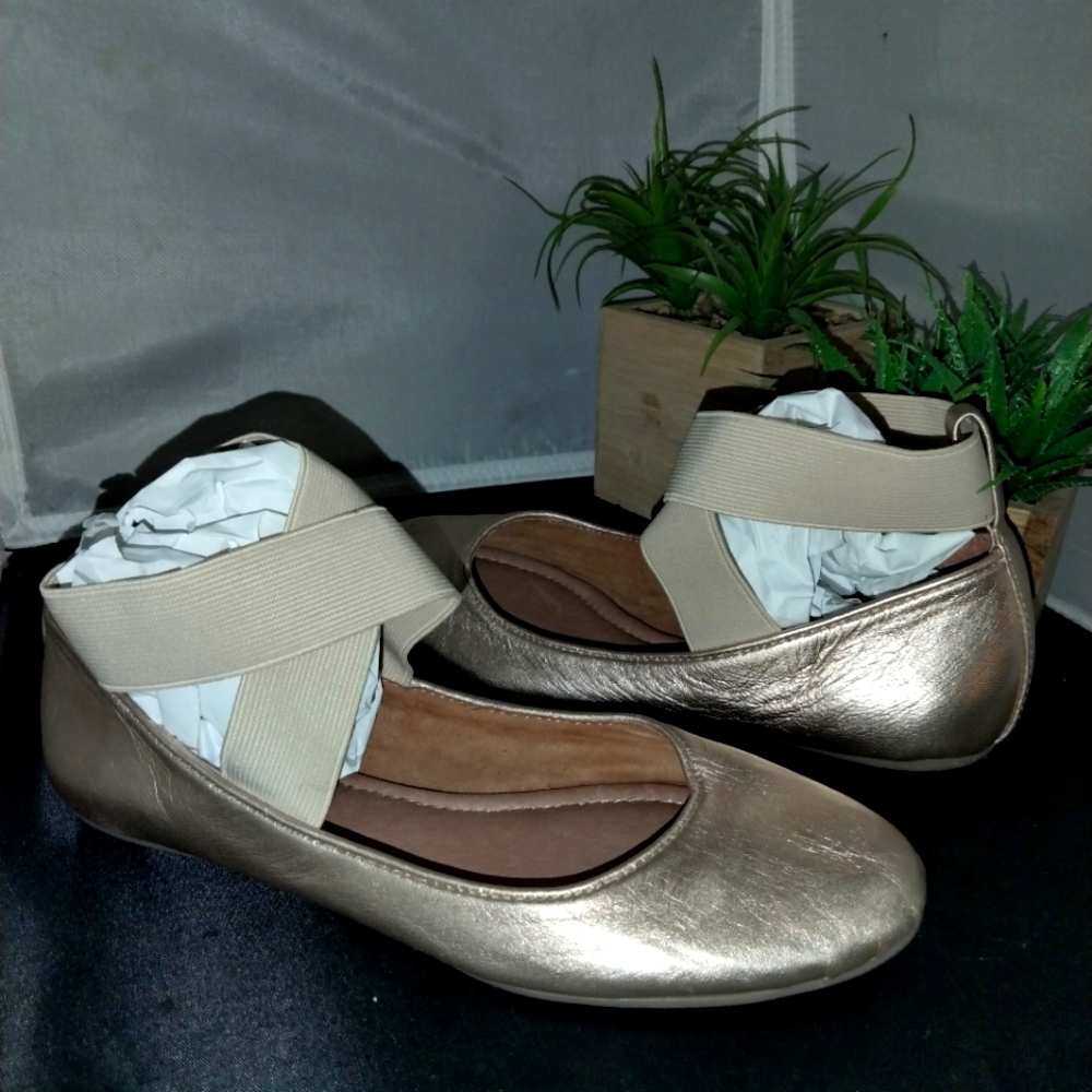 Women's Corso Como ballet strap flats size 6.5